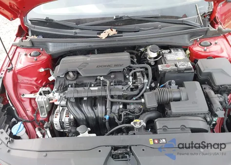 2021 Hyundai Elantra Sel z USA, uszkodzony, nr VIN 5NPLM4AG8MH046513